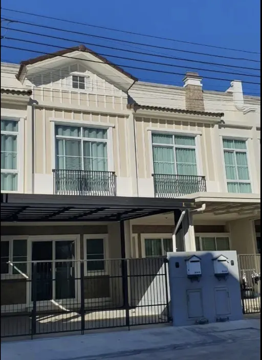 Photo 1 of listing DA-3380780: 2-bedroom townhouse (90 sq.m.) at Indy 2 Bangna-Ramkhamhaeng 2