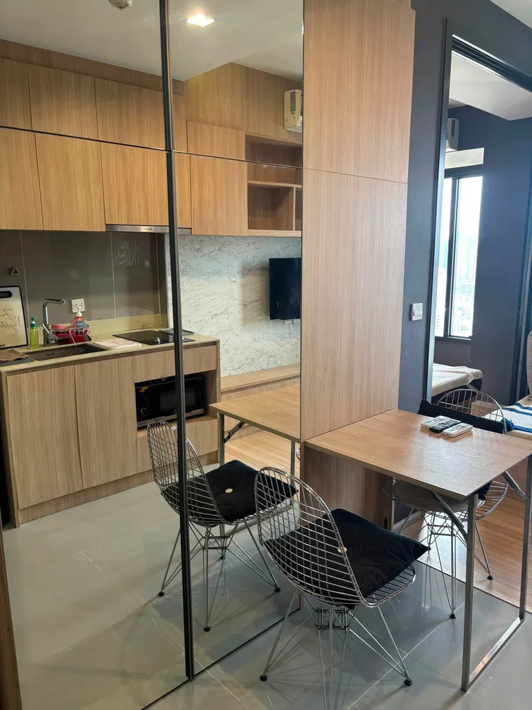 Photo 7 of listing DA-3381591: 1-bedroom condo (33 sq.m.) at M Jatujak