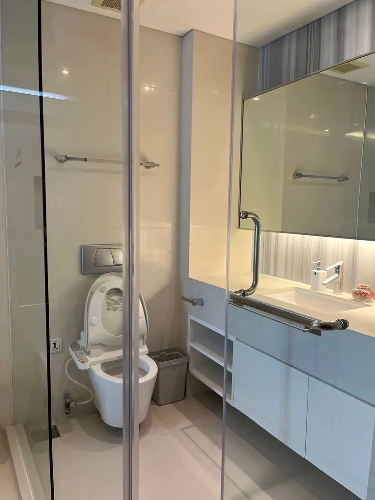 Photo 14 of listing DA-3382854: 1-bedroom condo (66 sq.m.) at Aequa Sukhumvit 49 Condominium