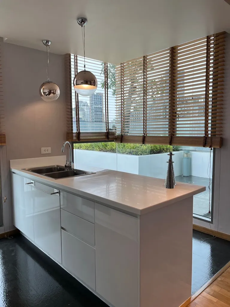 Photo 4 of listing DA-3382854: 1-bedroom condo (66 sq.m.) at Aequa Sukhumvit 49 Condominium