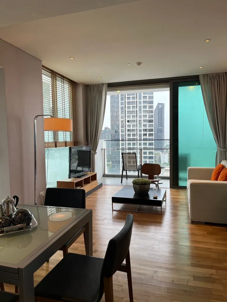 Photo 5 of listing DA-3382854: 1-bedroom condo (66 sq.m.) at Aequa Sukhumvit 49 Condominium