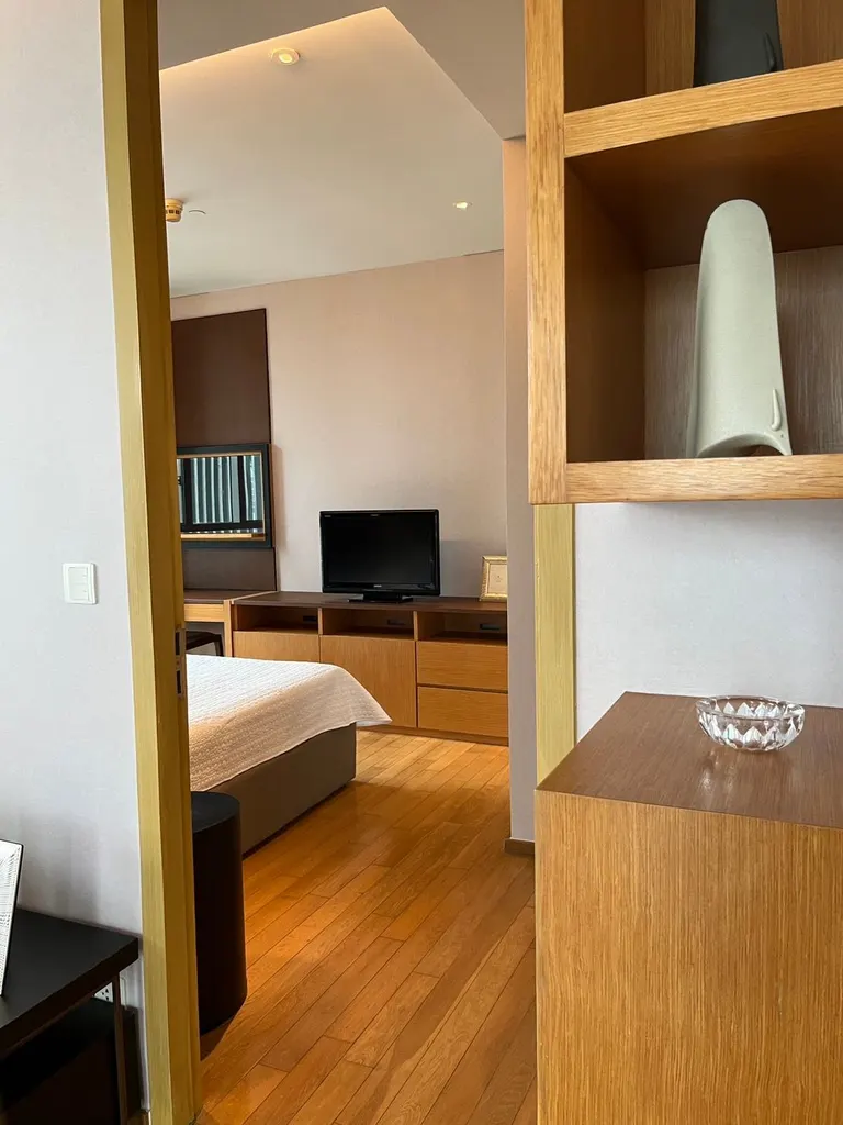 Photo 7 of listing DA-3382854: 1-bedroom condo (66 sq.m.) at Aequa Sukhumvit 49 Condominium