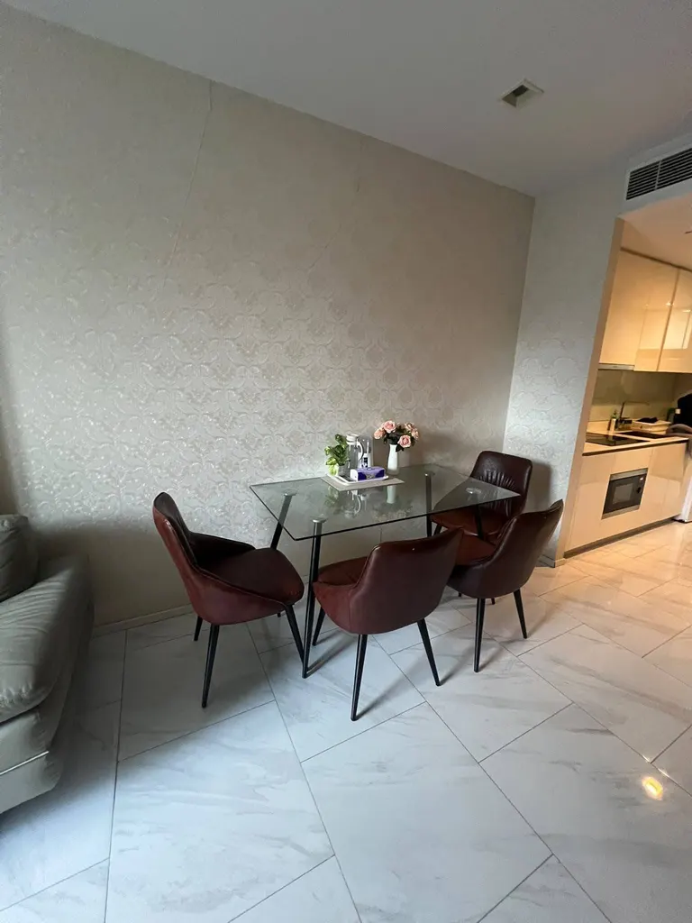 Photo 4 of listing DA-3383469: 2-bedroom condo (58 sq.m.) at Hyde Sukhumvit 11