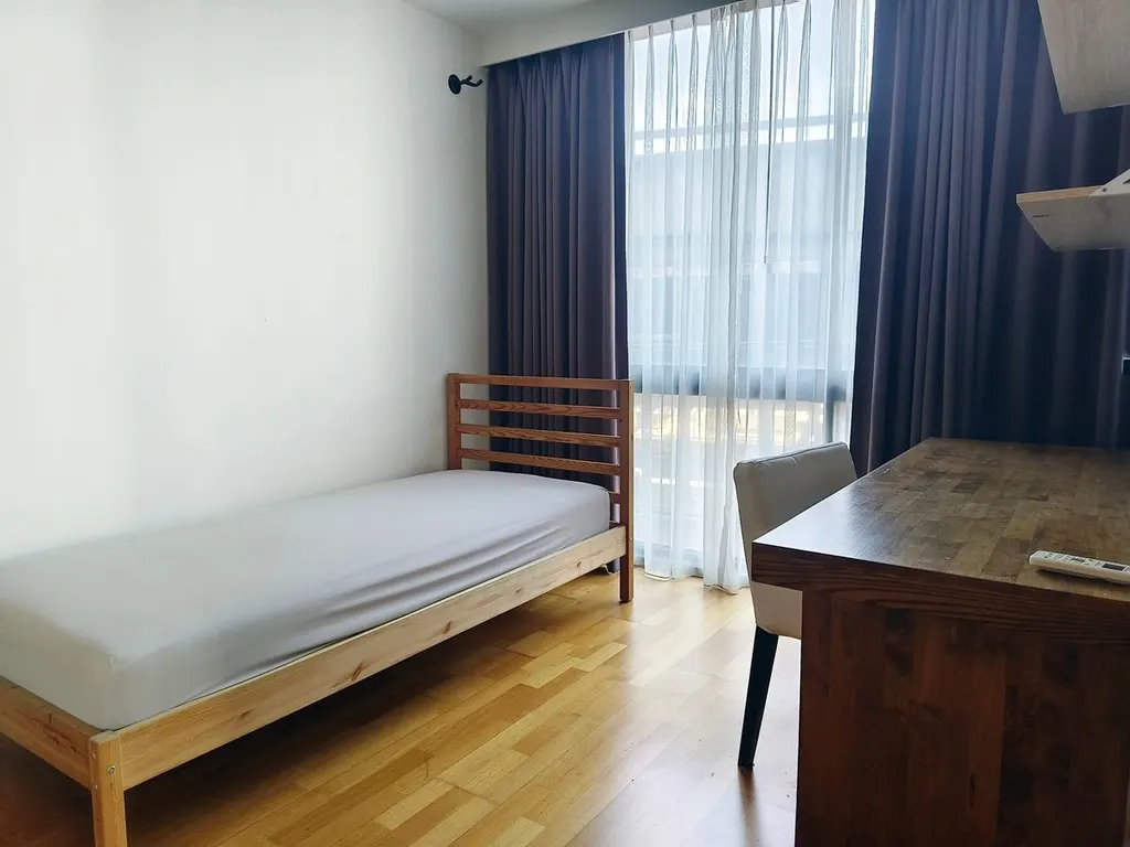 Photo 1 of listing DA-3383857: 2-bedroom condo (65 sq.m.) at The Nest Ploenchit