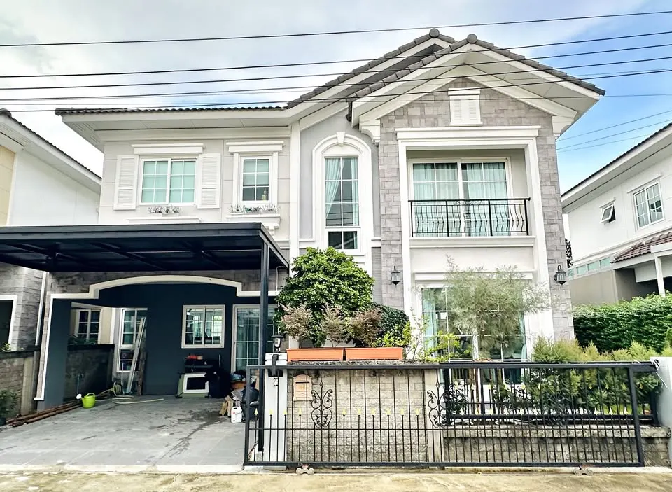 Photo 1 of listing DA-3384992: 3-bedroom house (151 sq.m.) at Golden Neo Bangna-Suan Luang