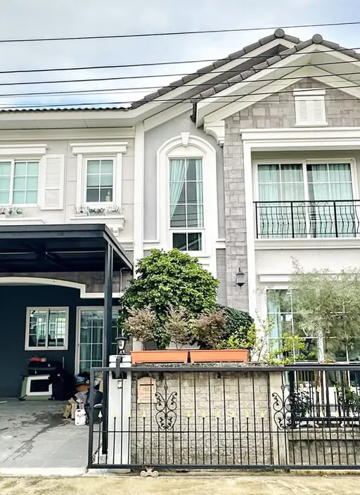 Photo 1 of listing DA-3384992: 3-bedroom house (151 sq.m.) at Golden Neo Bangna-Suan Luang