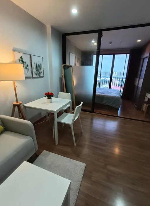 Photo 1 of listing DA-3384993: 1-bedroom condo (36 sq.m.) at The Tree Interchange