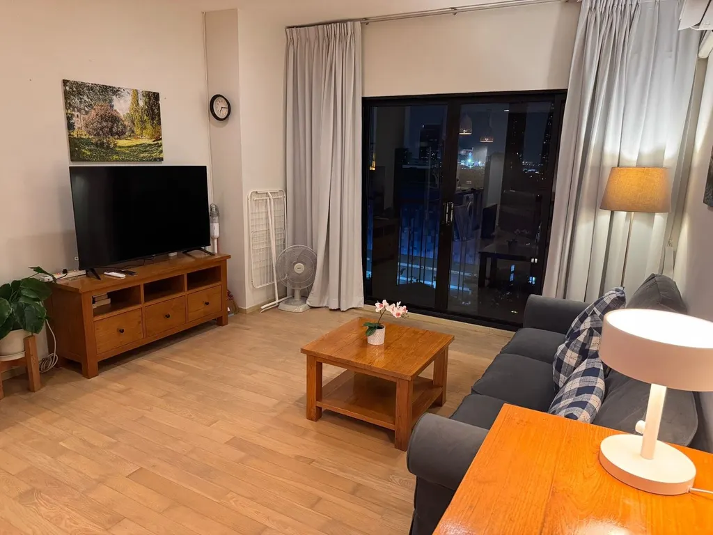 Photo 3 of listing DA-3385080: 2-bedroom condo (75 sq.m.) at Noble Reveal Ekamai