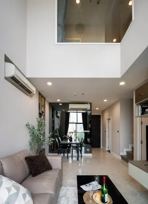 Photo 1 of listing DA-3385083: 2-bedroom condo (98.05 sq.m.) at The Crest Sukhumvit 34