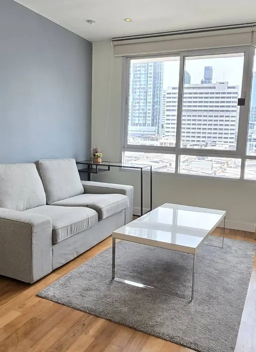 Photo 1 of listing DA-3385818: 1-bedroom condo (42 sq.m.) at Wish @ Siam