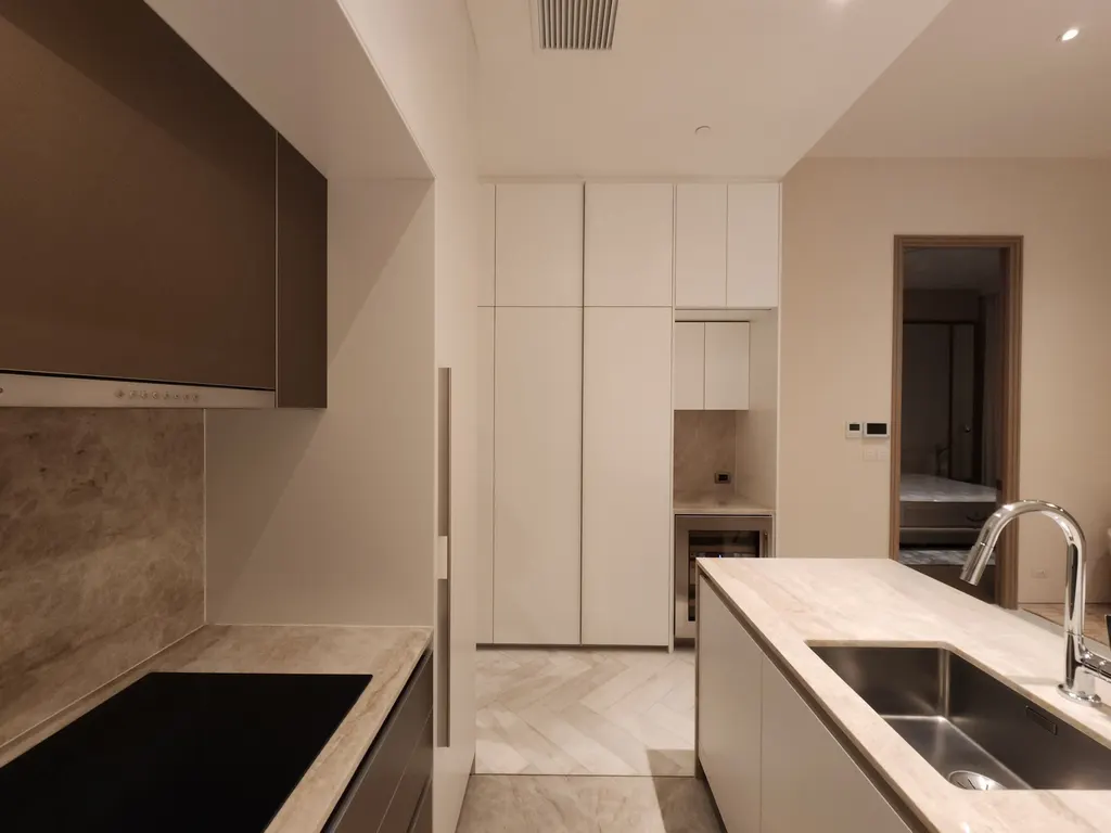 Photo 17 of listing DA-3385819: 1-bedroom condo (82 sq.m.) at SCOPE Langsuan