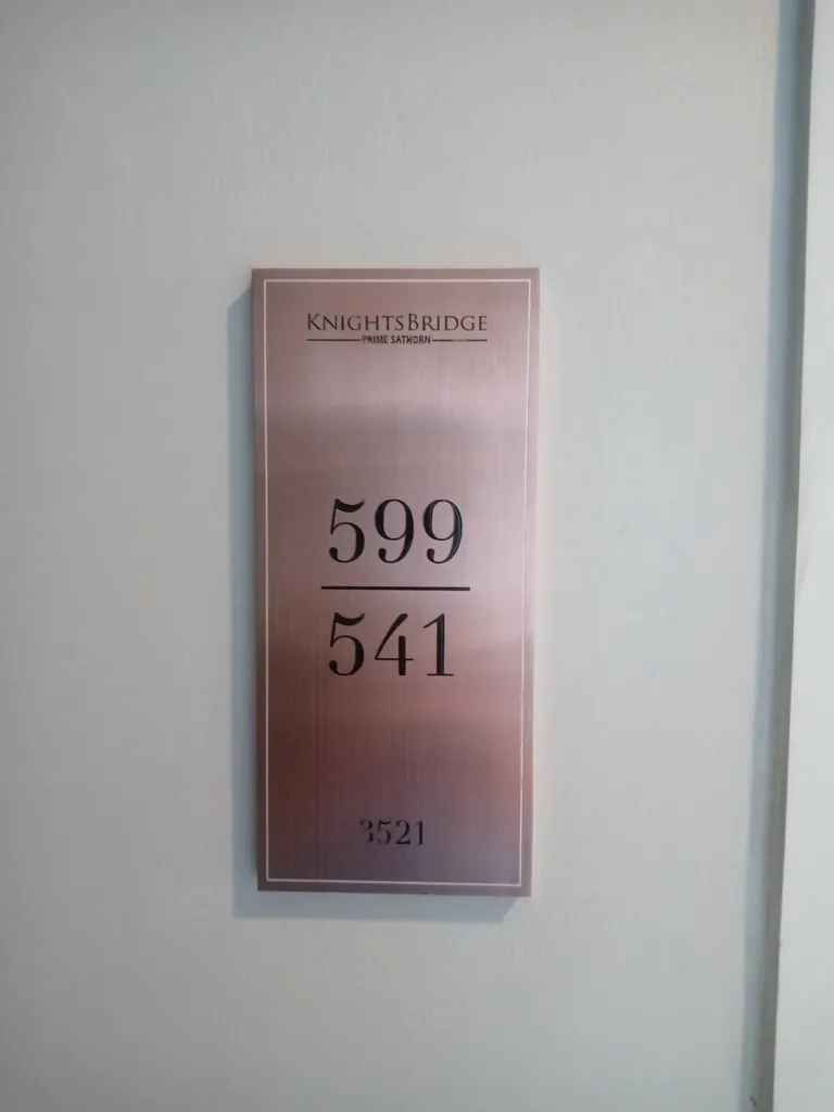 Photo 2 of listing DA-3385820: 2-bedroom condo (44 sq.m.) at Knightsbridge Prime Sathorn