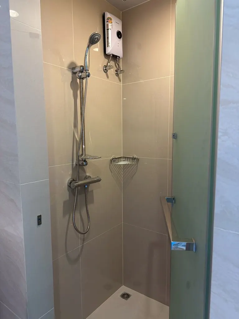 Photo 14 of listing DA-3385821: 2-bedroom condo (48.2 sq.m.) at Centric Ari Station