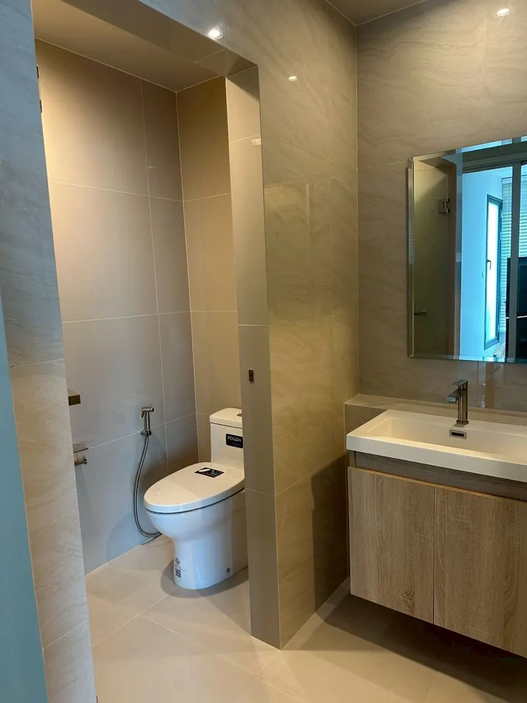 Photo 4 of listing DA-3385821: 2-bedroom condo (48.2 sq.m.) at Centric Ari Station