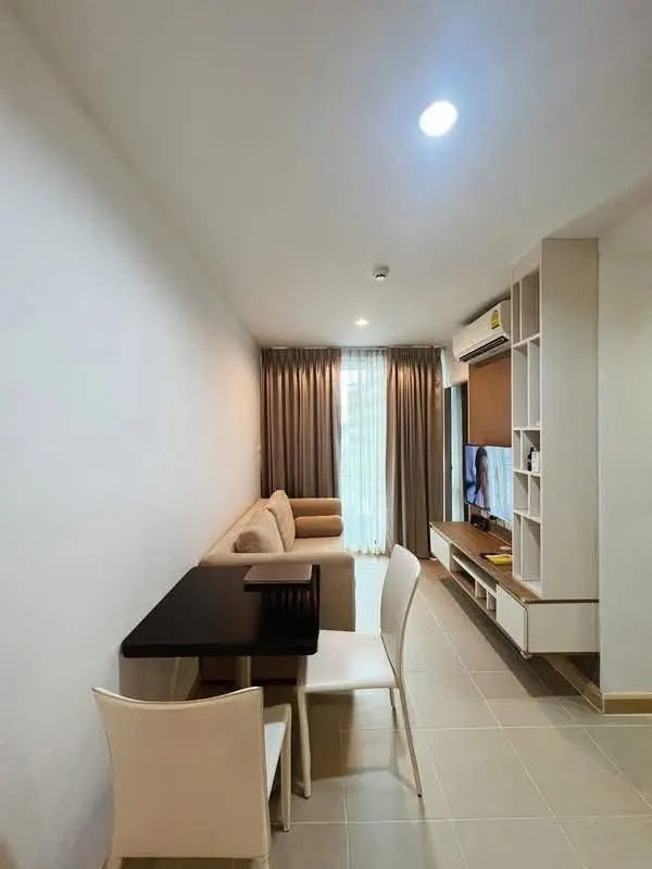 Photo 1 of listing DA-3387265: 2-bedroom condo (39 sq.m.) at The Unique Ladprao 26