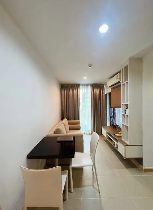 Photo 1 of listing DA-3387265: 2-bedroom condo (39 sq.m.) at The Unique Ladprao 26