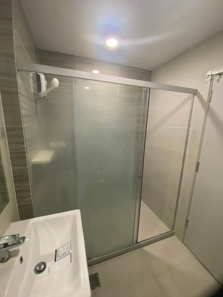 Photo 5 of listing DA-3387321: 1-bedroom condo (42.25 sq.m.) at Supalai Park Yaekfaichai Station