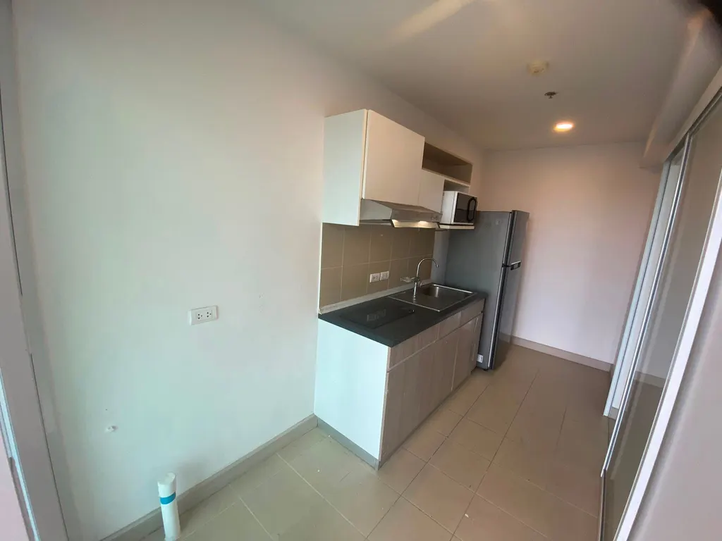 Photo 9 of listing DA-3387321: 1-bedroom condo (42.25 sq.m.) at Supalai Park Yaekfaichai Station