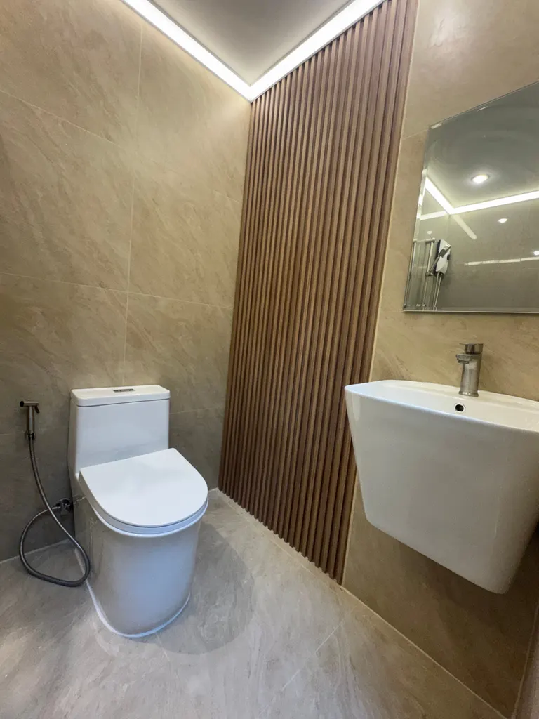 Photo 14 of listing DA-3387380: 2-bedroom condo (74.25 sq.m.) at Phasuk Place
