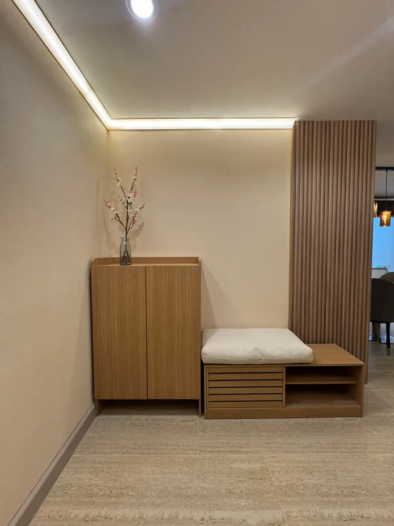 Photo 2 of listing DA-3387380: 2-bedroom condo (74.25 sq.m.) at Phasuk Place