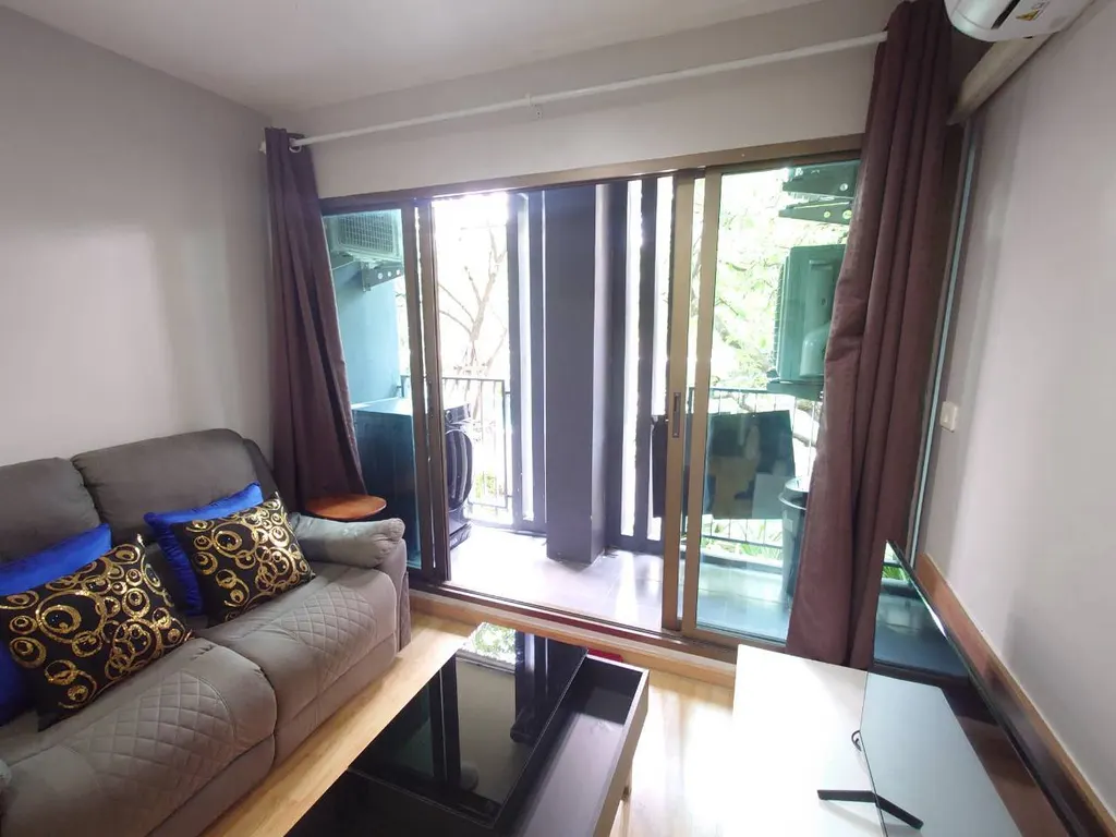 Photo 6 of listing DA-3387580: 2-bedroom condo (50 sq.m.) at Casa Condo Asoke - Dindaeng
