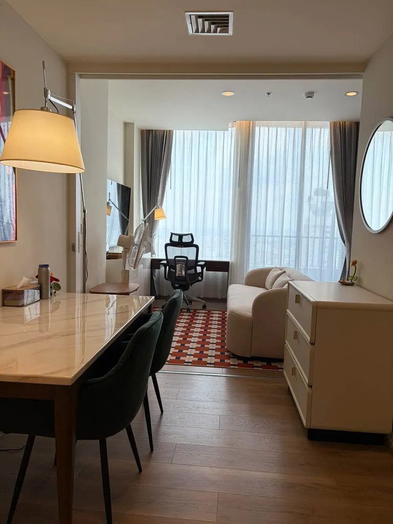 Photo 5 of listing DA-3387706: 1-bedroom condo (33 sq.m.) at Noble Form Thonglor