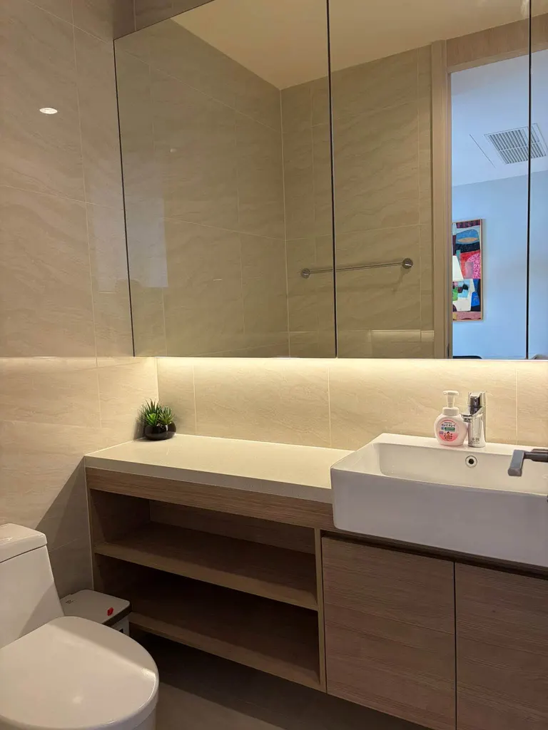 Photo 9 of listing DA-3387706: 1-bedroom condo (33 sq.m.) at Noble Form Thonglor
