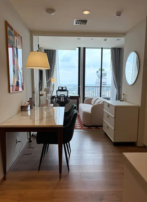 Photo 1 of listing DA-3387706: 1-bedroom condo (33 sq.m.) at Noble Form Thonglor