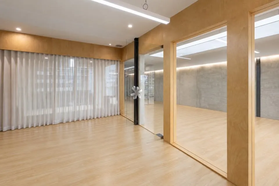 Photo 5 of listing DA-3390258: commercial building (shophouse) (140 sq.m.) in Phrom Phong