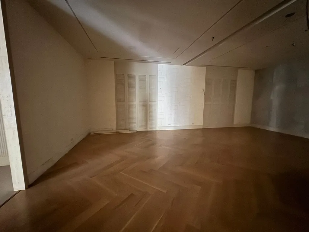 Living room (view 10) of the commercial building (shophouse) (330 sq.m.)