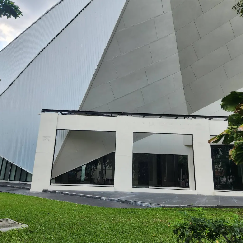 Building entrance