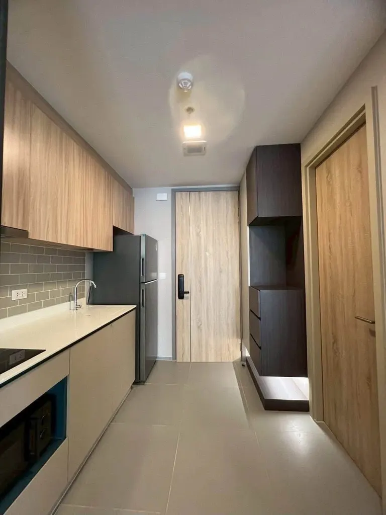 Photo 4 of listing DA-3391492: 1-bedroom condo (42 sq.m.) at XT Phayathai