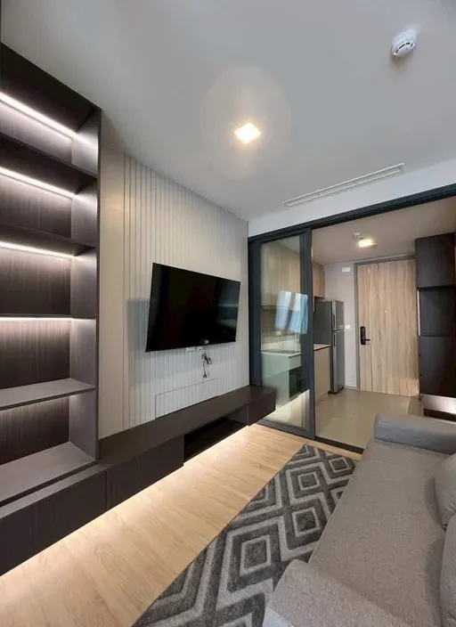 Photo 1 of listing DA-3391492: 1-bedroom condo (42 sq.m.) at XT Phayathai