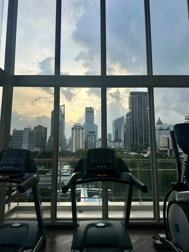 Photo 17 of listing DA-3391779: 1-bedroom condo (48 sq.m.) at CRAFT Ploenchit