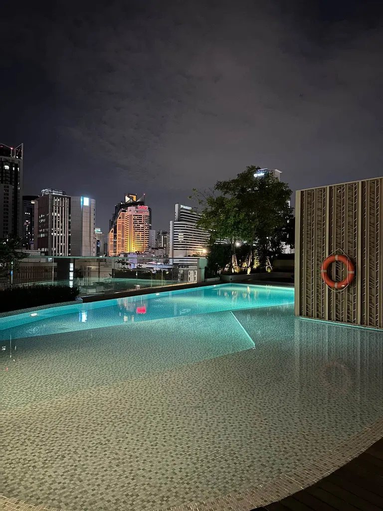Photo 18 of listing DA-3391779: 1-bedroom condo (48 sq.m.) at CRAFT Ploenchit