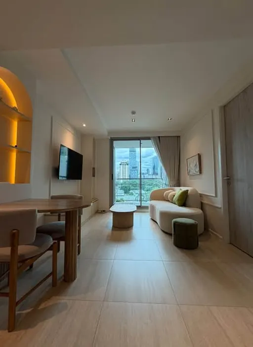 Photo 1 of listing DA-3391779: 1-bedroom condo (48 sq.m.) at CRAFT Ploenchit