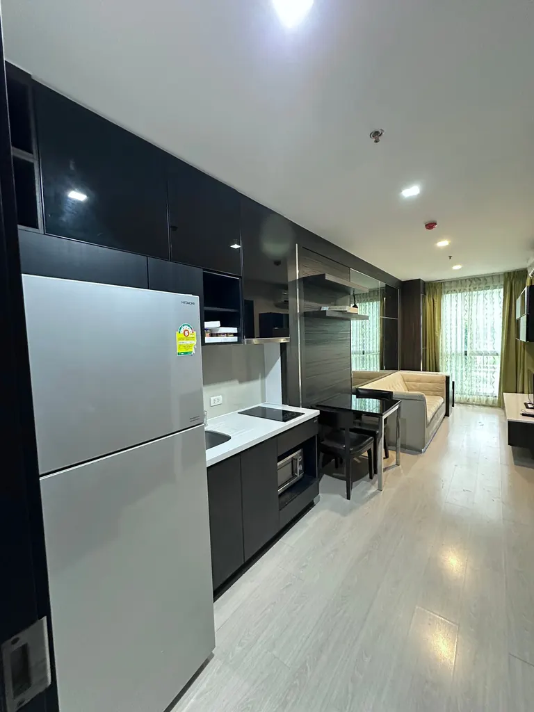 Photo 2 of listing DA-3391787: 1-bedroom condo (35 sq.m.) at Rhythm Sukhumvit 44/1
