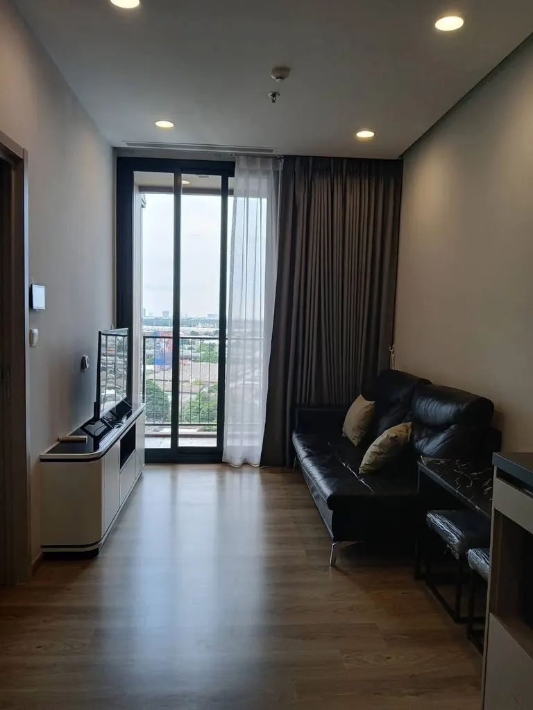 Photo 17 of listing DA-3391871: 1-bedroom condo (34 sq.m.) at Oka Haus Sukhumvit 36