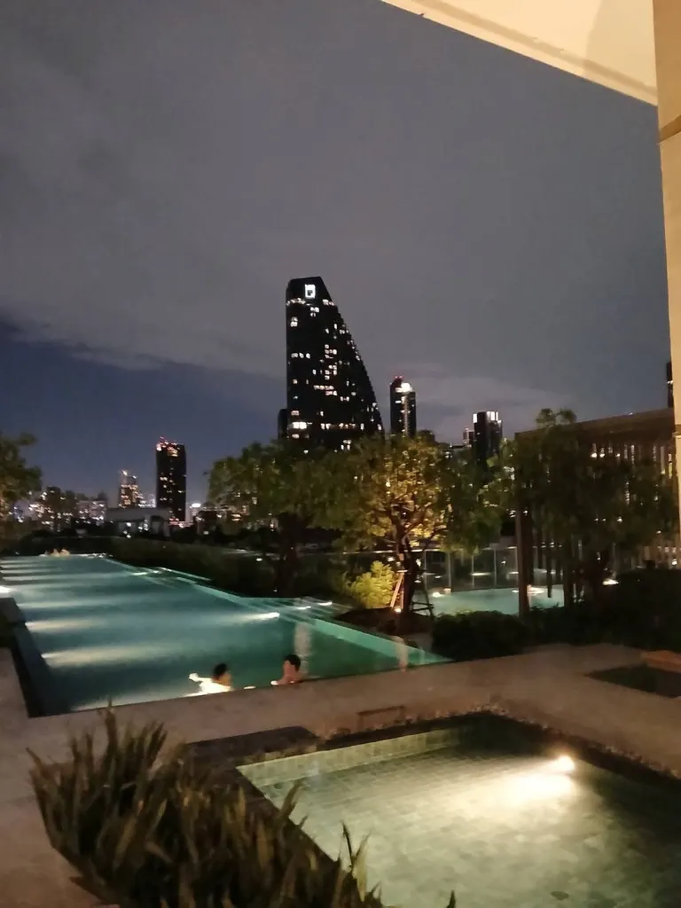 Photo 18 of listing DA-3391871: 1-bedroom condo (34 sq.m.) at Oka Haus Sukhumvit 36