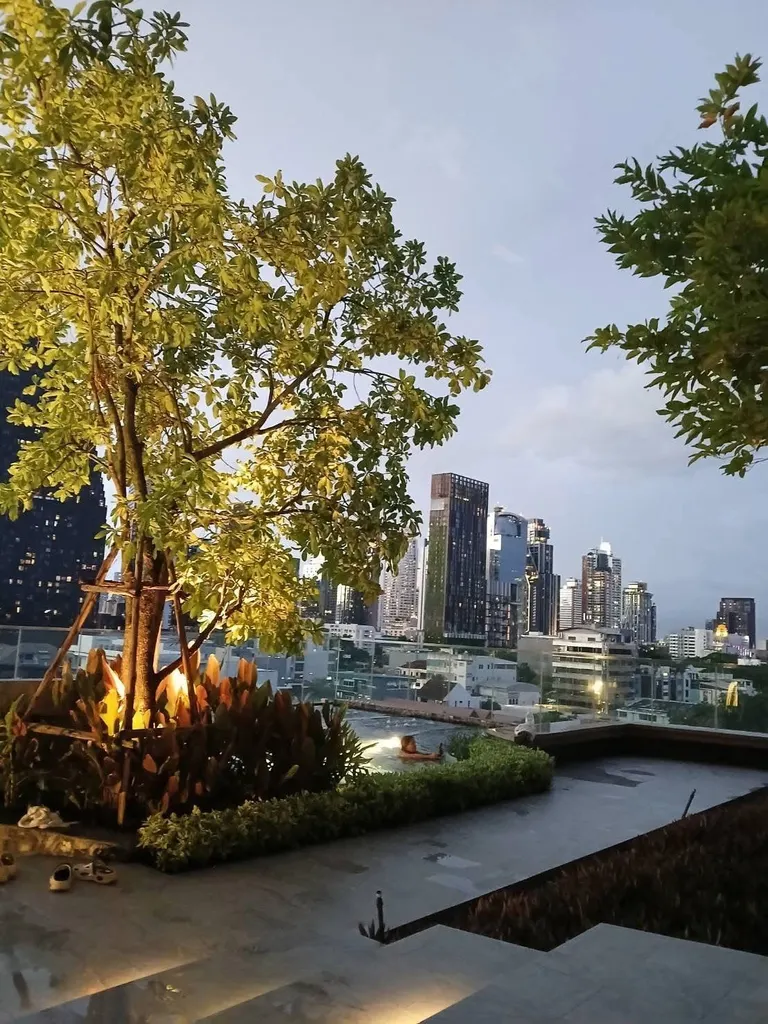 Photo 19 of listing DA-3391871: 1-bedroom condo (34 sq.m.) at Oka Haus Sukhumvit 36