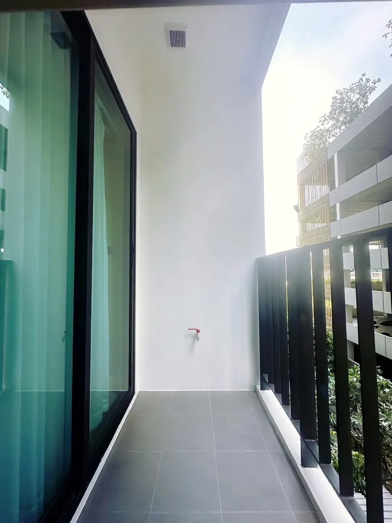 Photo 10 of listing DA-3393468: 1-bedroom condo (32 sq.m.) at The Sky Sukhumvit