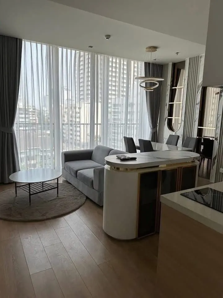 Photo 1 of listing DA-3393549: 2-bedroom condo (55.19 sq.m.) at Noble Around Sukhumvit 33