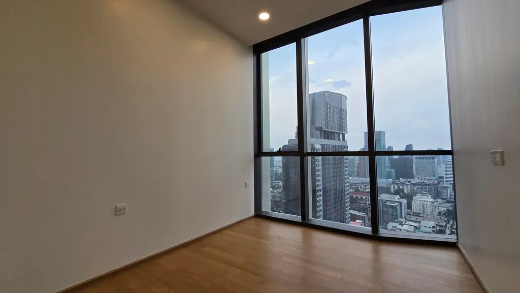 Photo 1 of listing DA-3393676: 1-bedroom condo (30.67 sq.m.) at WISH Signature II Midtown Siam