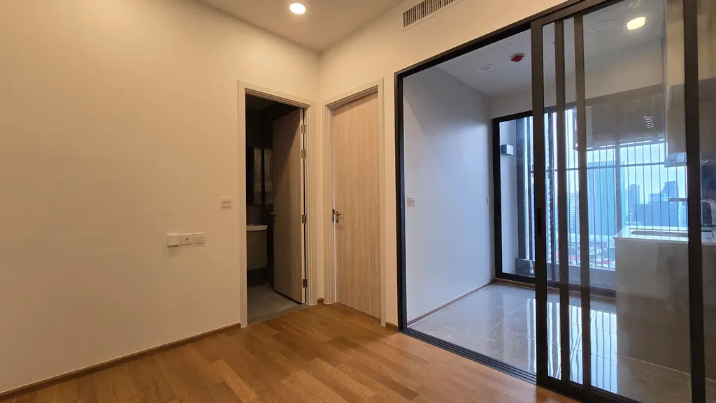 Photo 8 of listing DA-3393676: 1-bedroom condo (30.67 sq.m.) at WISH Signature II Midtown Siam