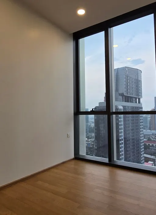 Photo 1 of listing DA-3393676: 1-bedroom condo (30.67 sq.m.) at WISH Signature II Midtown Siam