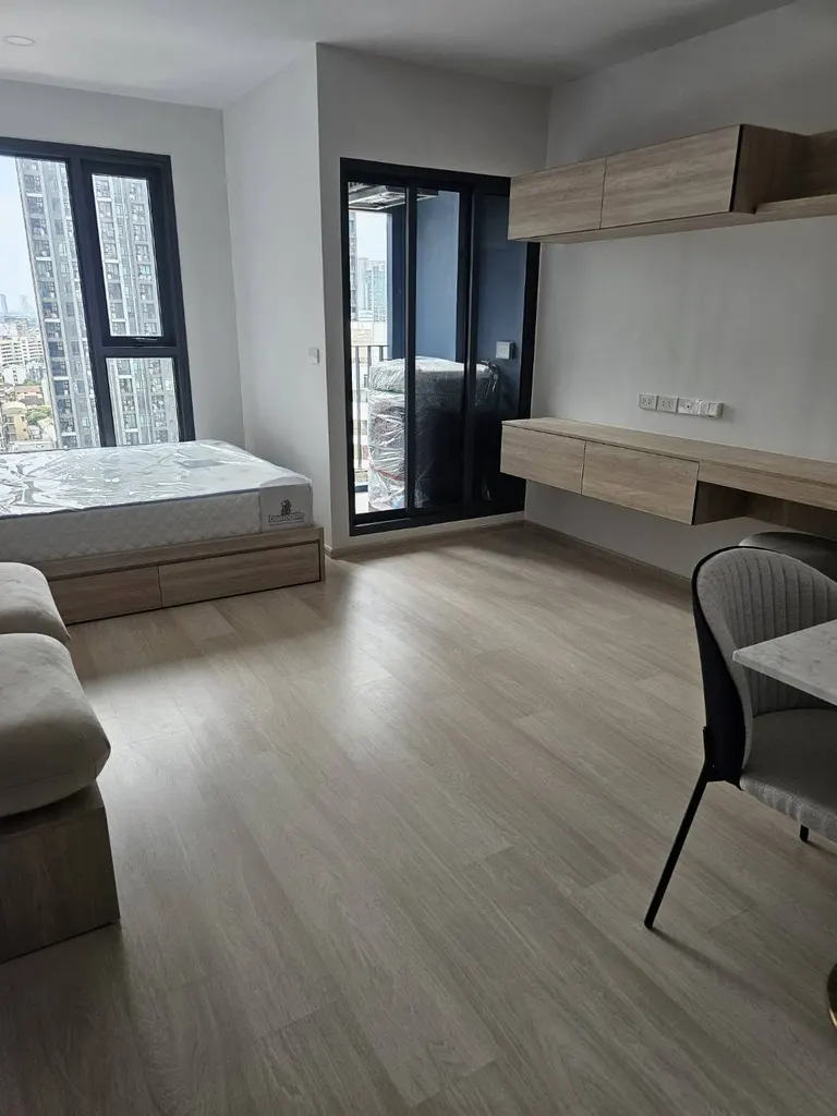 Bedroom of the 1-bedroom condo (27 sq.m.) at Aspire Vibha-Victory
