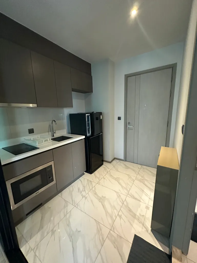 Photo 8 of listing DA-3393678: 1-bedroom condo (30 sq.m.) at Rhythm Ekkamai