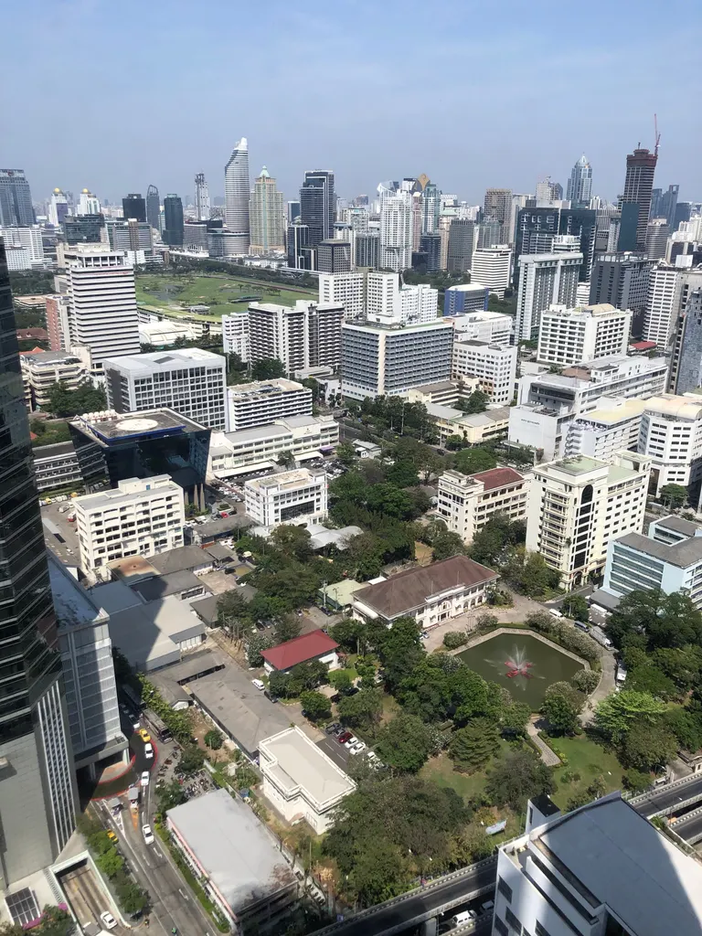 Photo 11 of listing DA-3393681: 1-bedroom condo (35 sq.m.) at Ashton Chula Silom