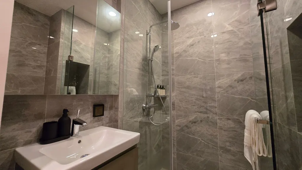 Photo 10 of listing DA-3393689: 1-bedroom condo (34.48 sq.m.) at WISH Signature II Midtown Siam