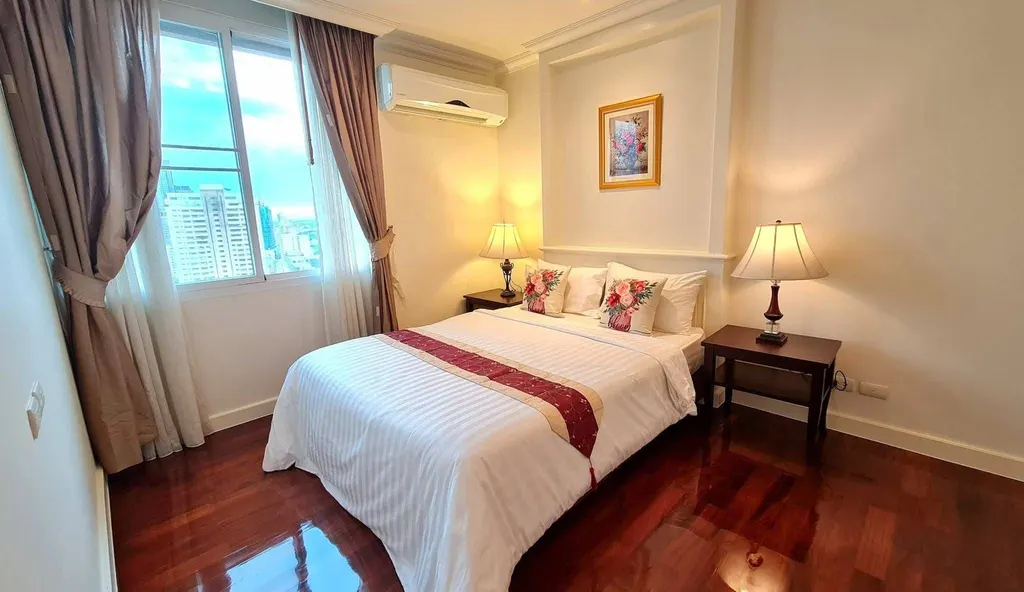Foto 15 del anuncio DA-3393694: apartamento con servicios de 4 dormitorio(s) (800 m²) en Piyathip Place